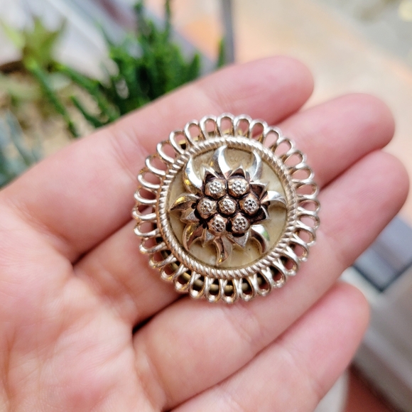 Vintage Ornate Floral Scarf Clip Boucher Brooch Pin - Picture 2 of 5